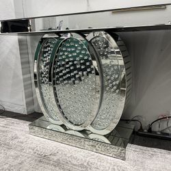 ✅🛍️Nysa Accent Table