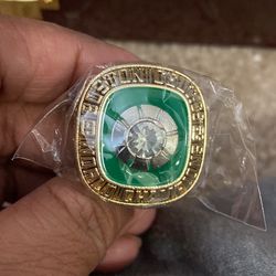 Boston Celtics Ring 