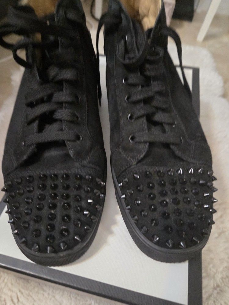 Christian Louboutin "Louis Junior" low-top velour suede