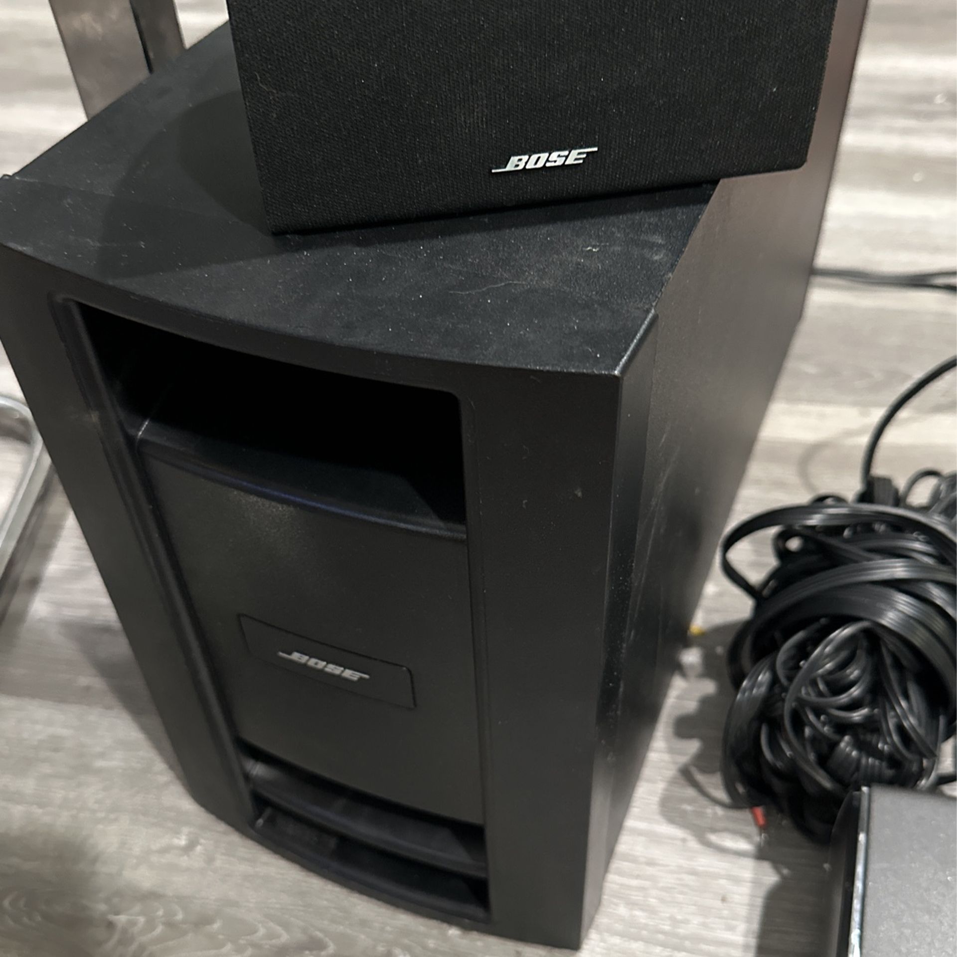 Bose Lifestyle V35/v25 Home Entertainment System for Sale in Las