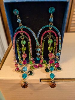 Long Dangly Rhinestone Earrings 