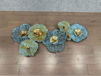 Mistana Multi-color Metal Distressed Flower Wall Art