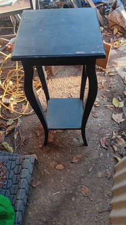 Bombay Company Mohogany Plantstand