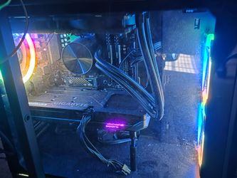 Gaming pc ryzen 7 5800xt + Rx 7600
