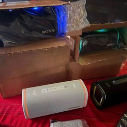 Sony ULT FIELD 5 Wireless Portable Speaker