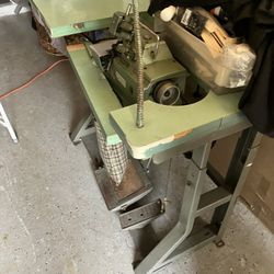 Sewing Machine Works Perfect Work On The Table