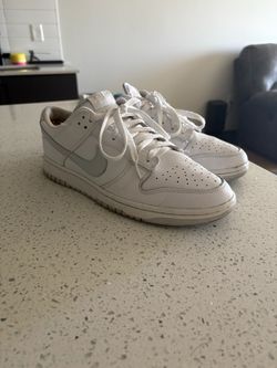 Nike dunk low triple white size 10.5