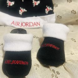 Jordon Air Booties Matching Hat 0-6 Months  Brand New!!