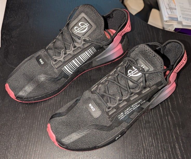 Adidas NMD R1 V2 Damian Lillard