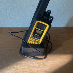 DeWalt Walkie Talkie Set