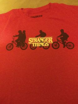 STRANGER THINGS T-SHIRT.