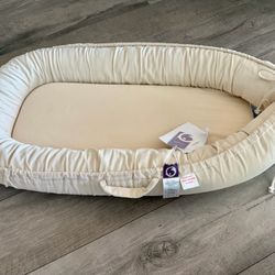 Corduroy Infant lounger - Washable Cover