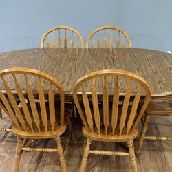 Kitchen Table and 6  chairs