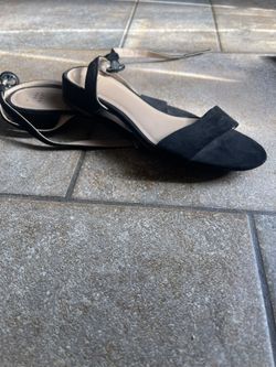 Women Low Heel Dress Shoe