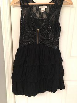 Black lace and sequins little dress
