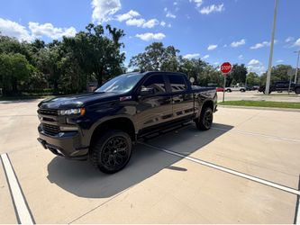 GORGEOUS CHEVY SILVERADO Z71!!!
