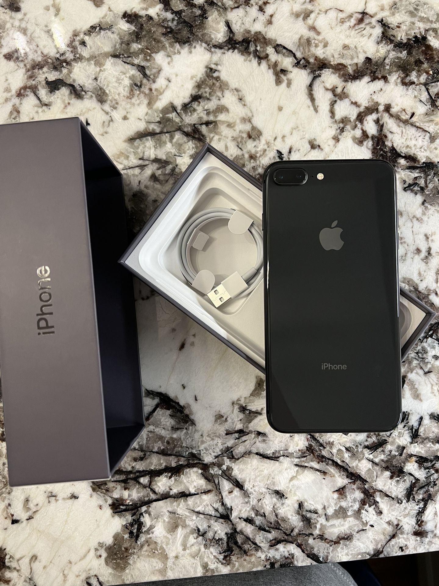 iPhone 8 Plus Unlocked