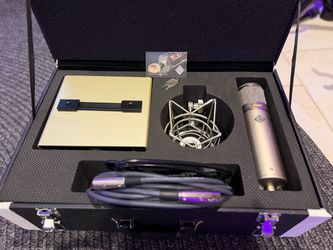 Used United Studio Technologies UT Twin48 Large-diaphragm Tube Condenser Microphone