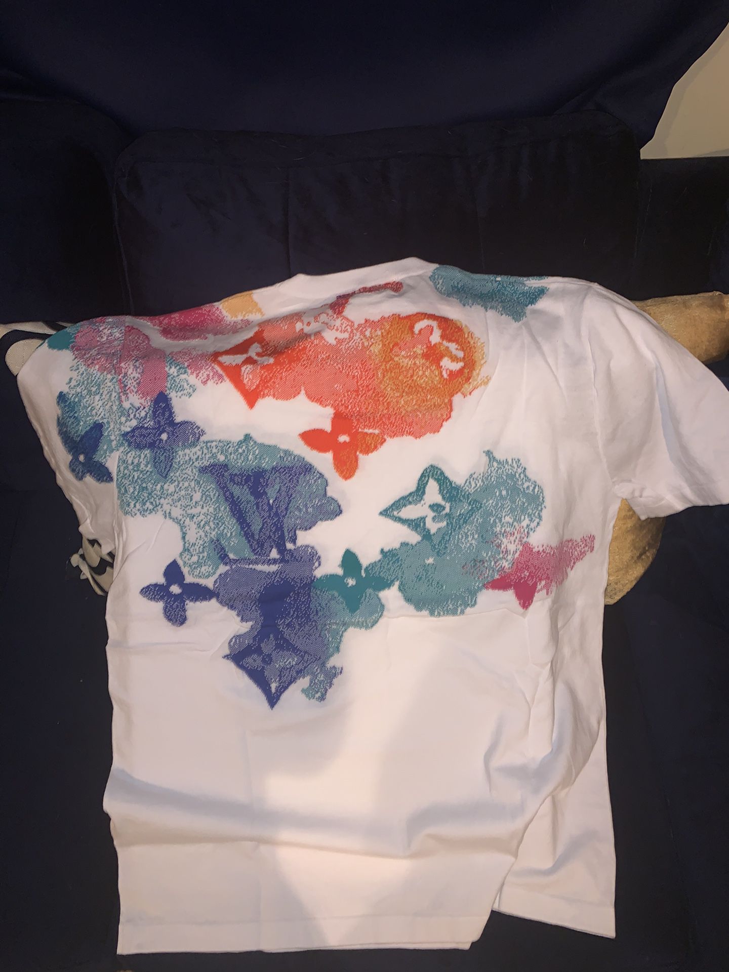 2021 Louis Vuitton Watercolour Monogram T-shirt for Sale in Glyndon, MD -  OfferUp