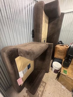 Set of 2 Brown American Signature Accent Chairs – Cushions Included