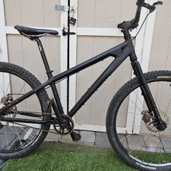Swobo Bike  27.5x 2.20