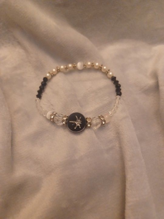 Fashion Bracelet. Size Small.