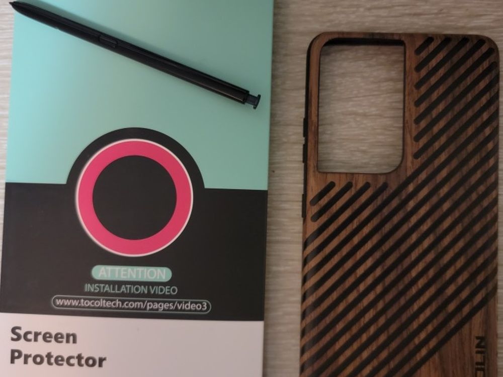 Galaxy S21 Ultra 5G case, s pen, and screen protector