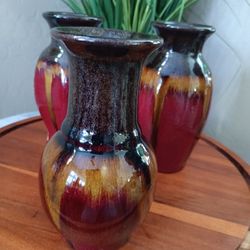 $18 Set of 3 Ceramic Vases, Different Shapes, Great Colors With Glittery Finish 5 1/2" Tall 