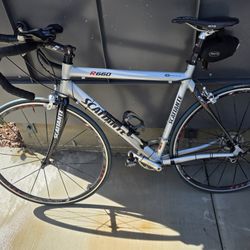 Scattante R660 Road BIKE 