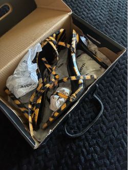 Fashion nova heels