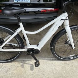PRIORITY CURRENT E-BIKE