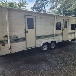 28' Travel Trailer  Camper