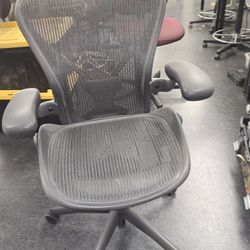Herman Miller "AERON" Chair