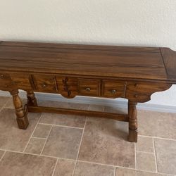 Entry/Couch Table