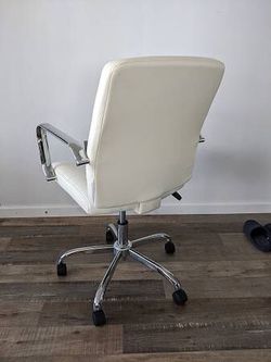 White Leather Chair 