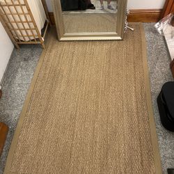 Natural fiber and jute rug