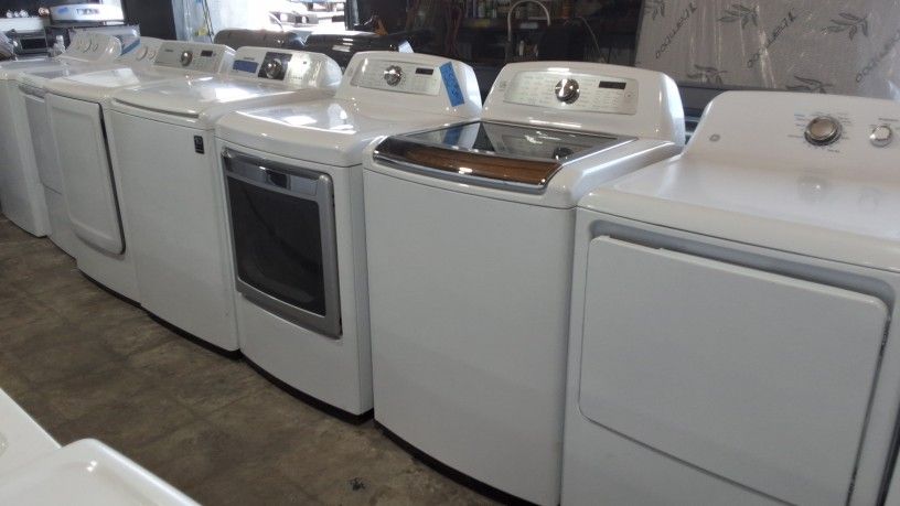 Washer And Electric Dryer Kenmore Elite Extra Large// Lavadora Y Secadora Electrica Marca Kenmore Extra Grande