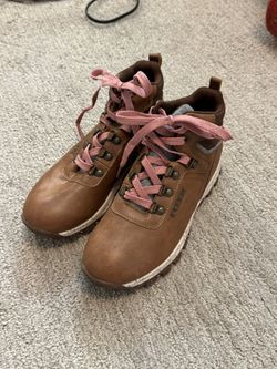 Never Worn Women’s Low Hiking Boots Size 6.5