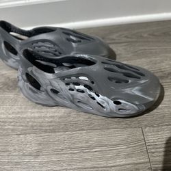 Adidas Yeezy Foam Runner