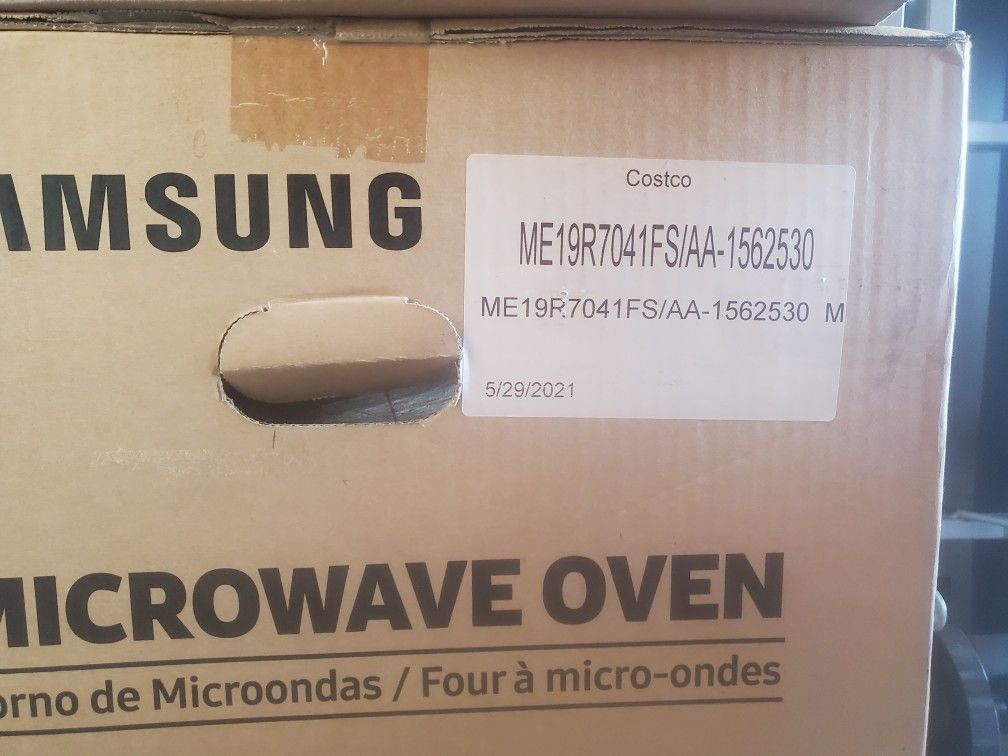 Boxes Unopened. Save Money. Samsung Ang Rheem.