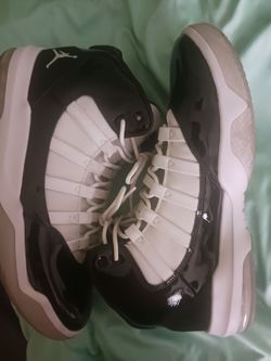 Nike Aura