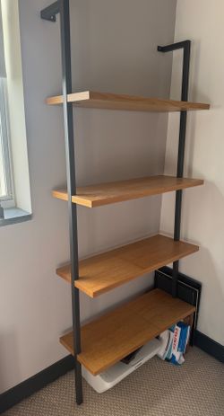 Wall-Mounted Modular Bookshelf