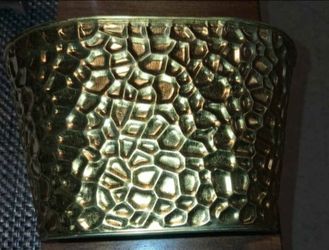 Hammered Gold Metal Planter Bucket