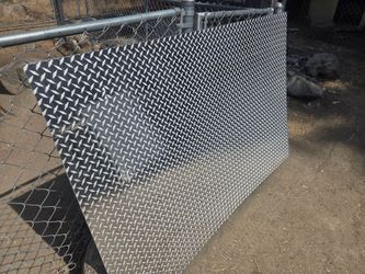 Aluminum diamond plate