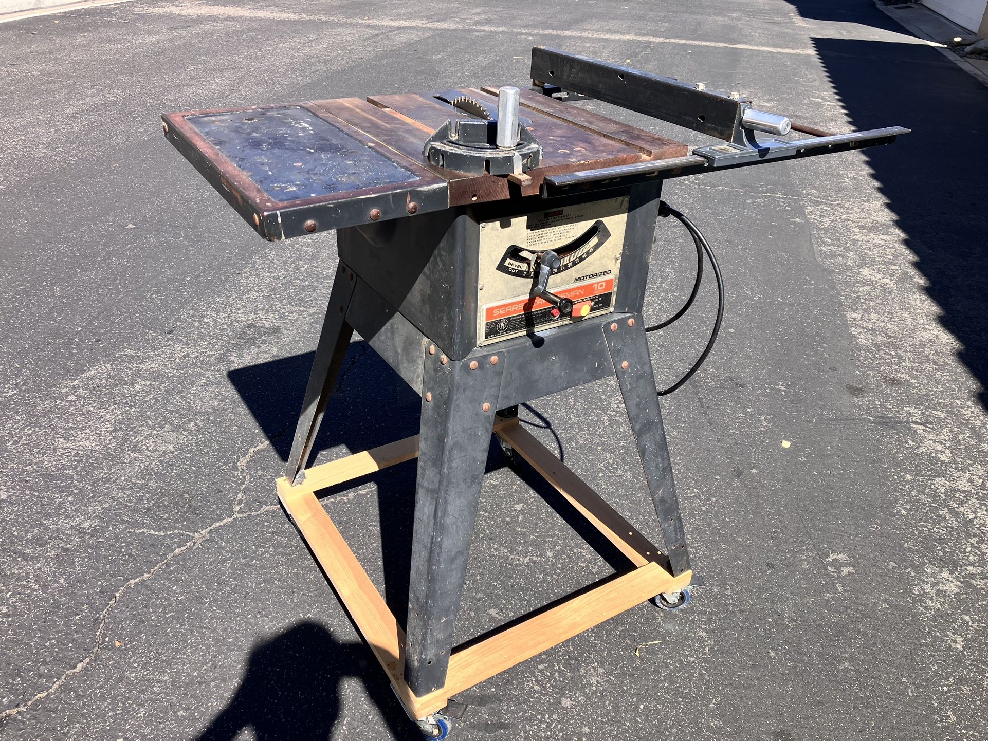 Table saw -Craftsman
