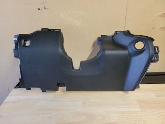 2019 2020 2021 2022 Knee Bolster Chevrolet Silverado 1500 GMC 2500 Sierra 3500