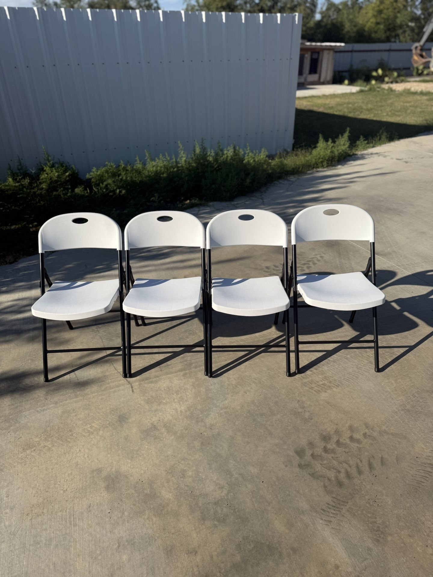 π 4 Cozy Folding Chairs for Fall Gatherings β $90 Set (San Angelo) (Or all 8 for a deal!)