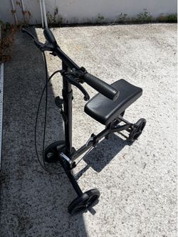 Knee Scooter (Medical Supplies)