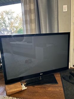 LG Flat Screen TV with Stand