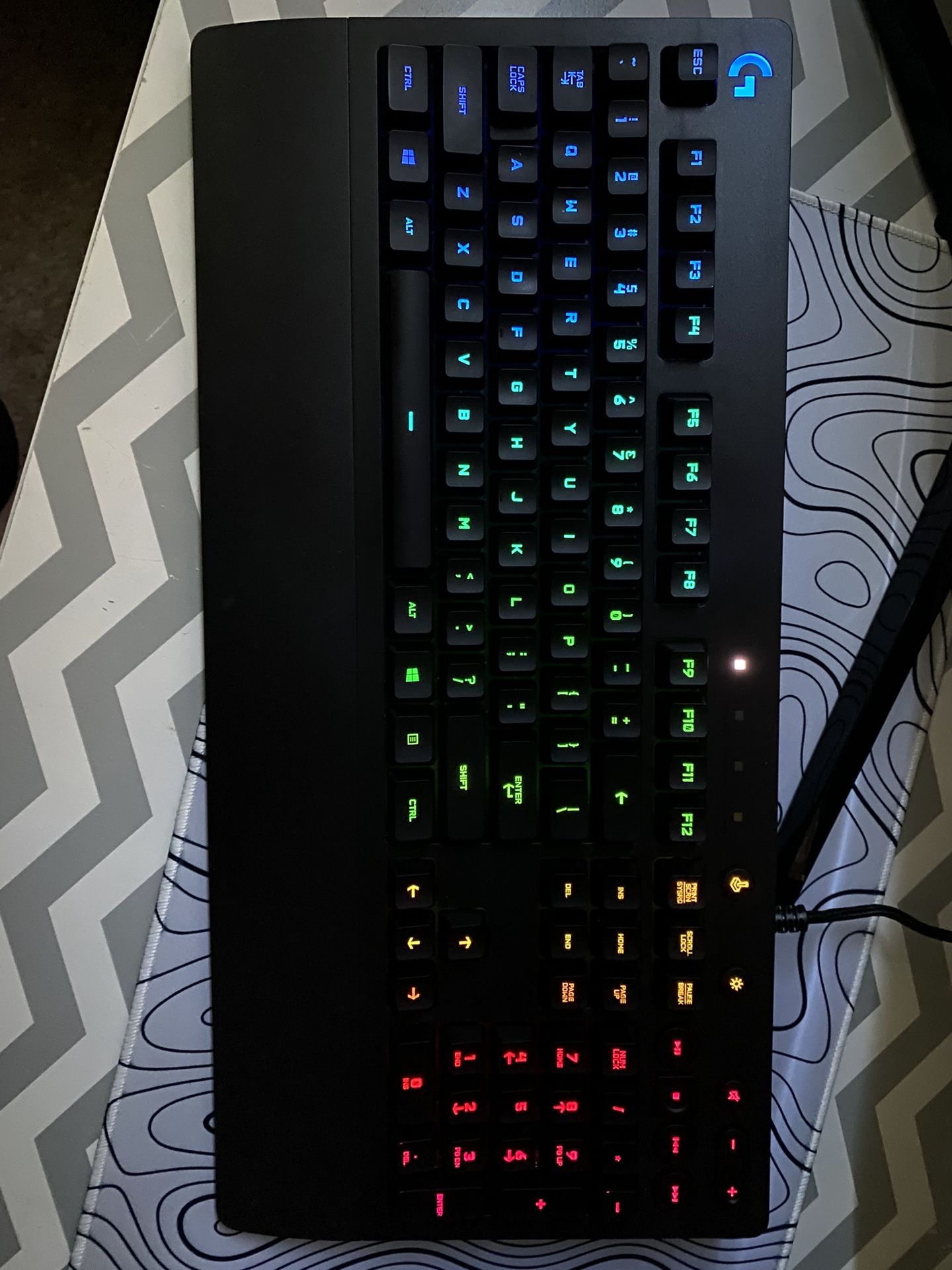 Keyboard: Logitech G213 Clean, used for 1 month, the reason for the sale: I hurried and bought a large keyboard for my desk for me, so it's not so con